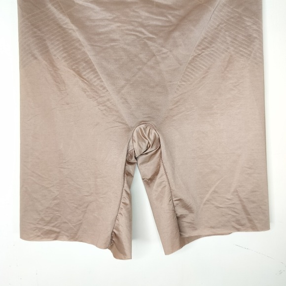 Spanx Invisible Mid-Thigh Shorts High Waist Thinstincts Smoothing - Picture 3 of 10